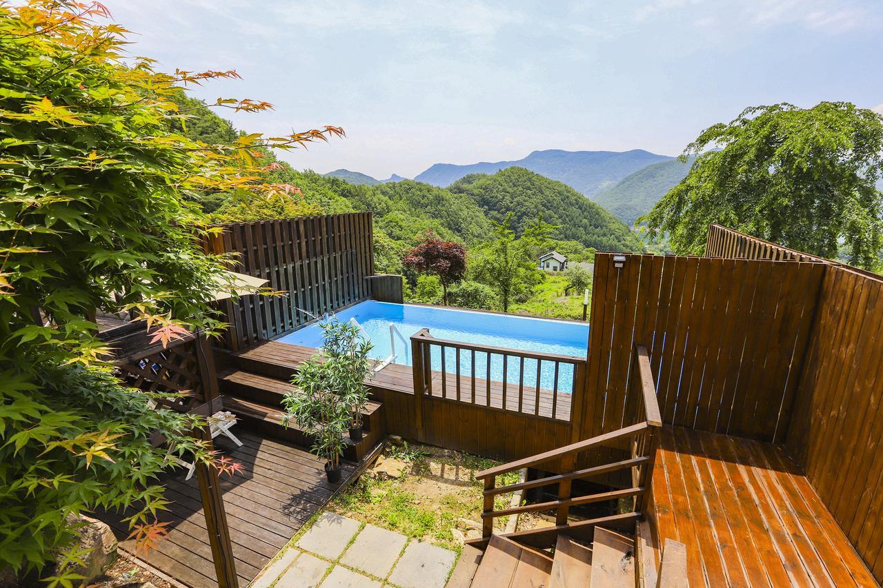 Penatess Pool Villa Чхунджу Экстерьер фото