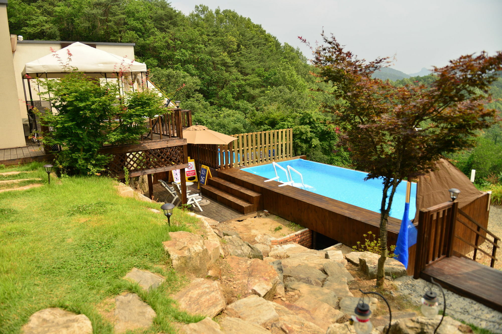 Penatess Pool Villa Чхунджу Экстерьер фото