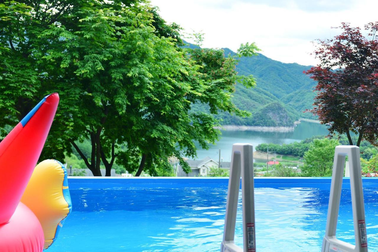 Penatess Pool Villa Чхунджу Экстерьер фото